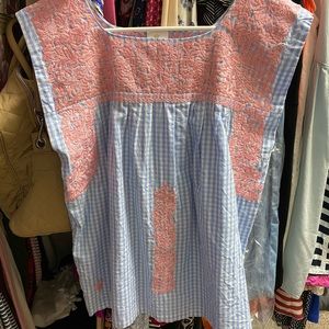 Gorgeous J. Marie embroidered top